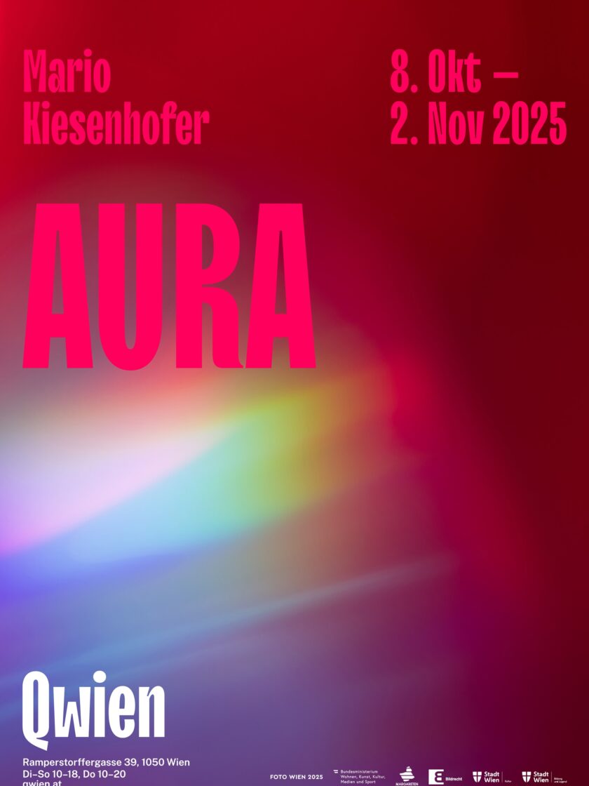 Plakat für die Ausstellung "Aura" von Mario Kiesenhofer, 8. Okt. bis 2. Nov. 2025.