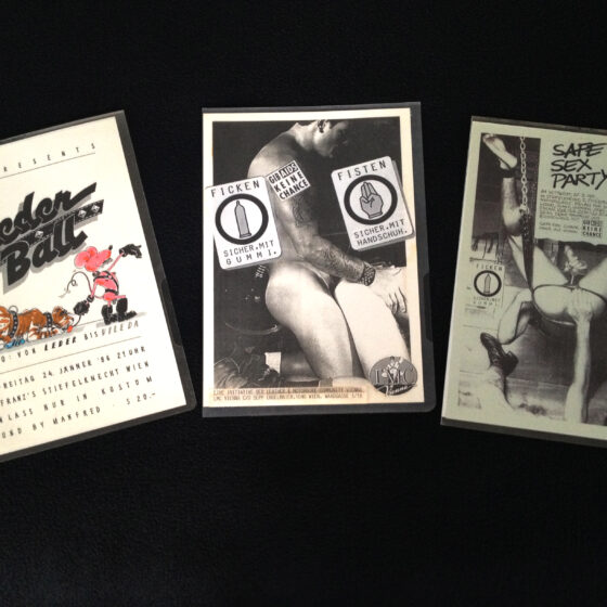 Drei historische Party-Flyer aus Wien, thematisiert sexuelle Aufklärung und Veranstaltungen.